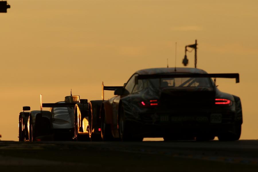  Audi R18 TDI Ultra Le Mans 24hr 2011 года  (фото 13 из 108)
